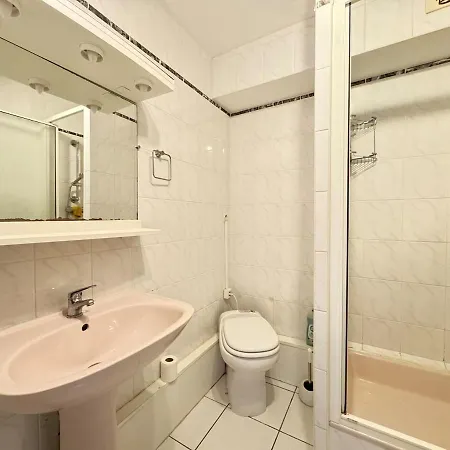 Ombresia - Terrasse, Parking, Central, Tv Apartamento *